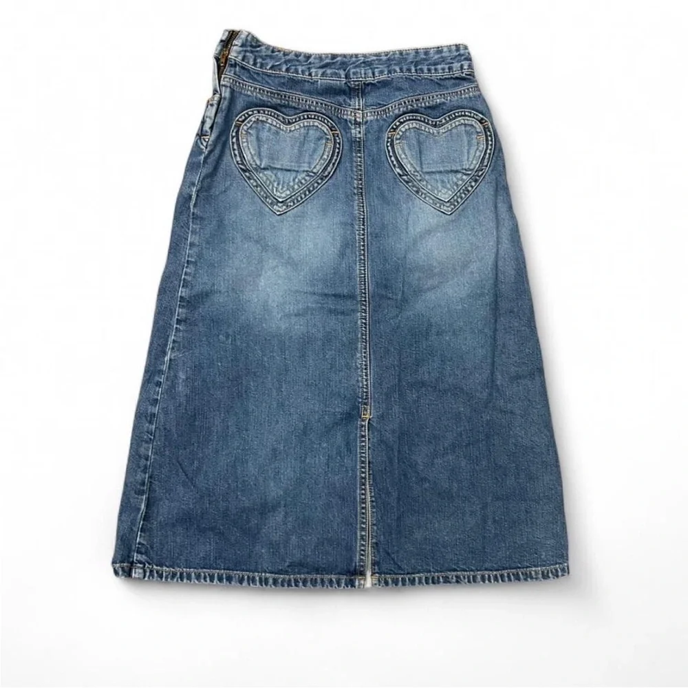 Denim A-Line Midi Skirt with Floral Embroidery - Picture 2 of 6